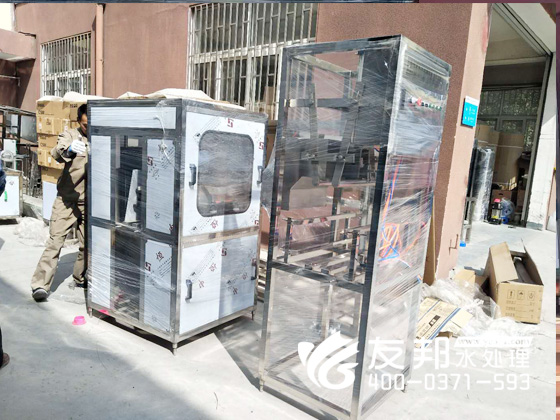 南陽(yáng)3噸雙級(jí)+200桶灌裝設(shè)備1.jpg