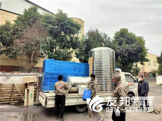 修武冷飲廠2噸單級一體機設(shè)備發(fā)貨16.jpg